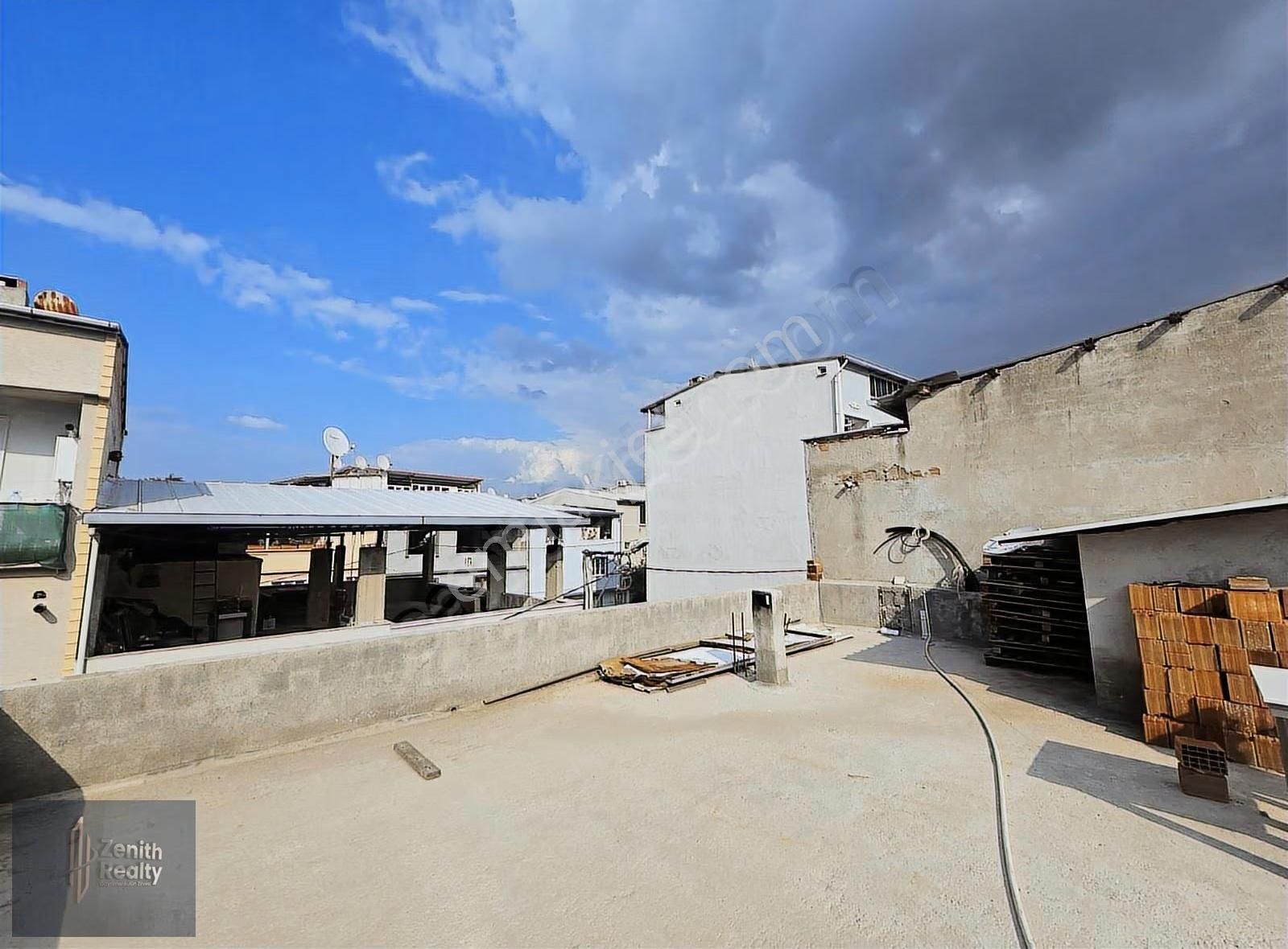 Hamitler Mahallesinde 2 Katlı Müstakil Bina - Görsel 27