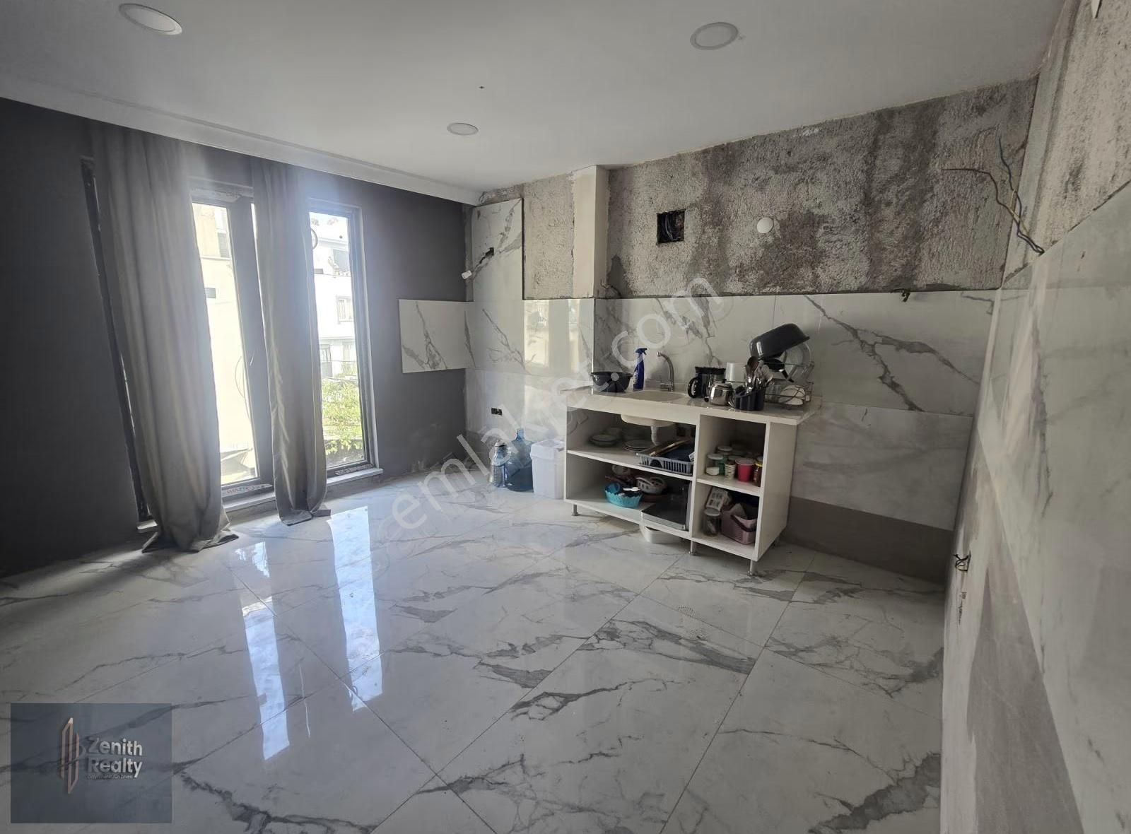 Hamitler Mahallesinde 2 Katlı Müstakil Bina - Görsel 13