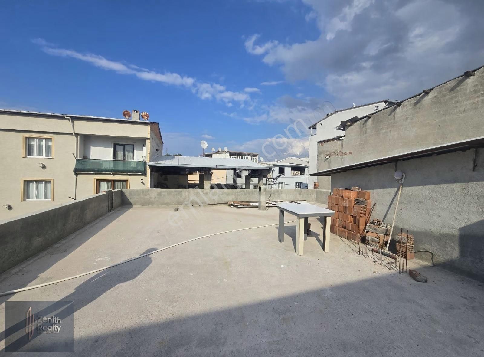 Hamitler Mahallesinde 2 Katlı Müstakil Bina - Görsel 29