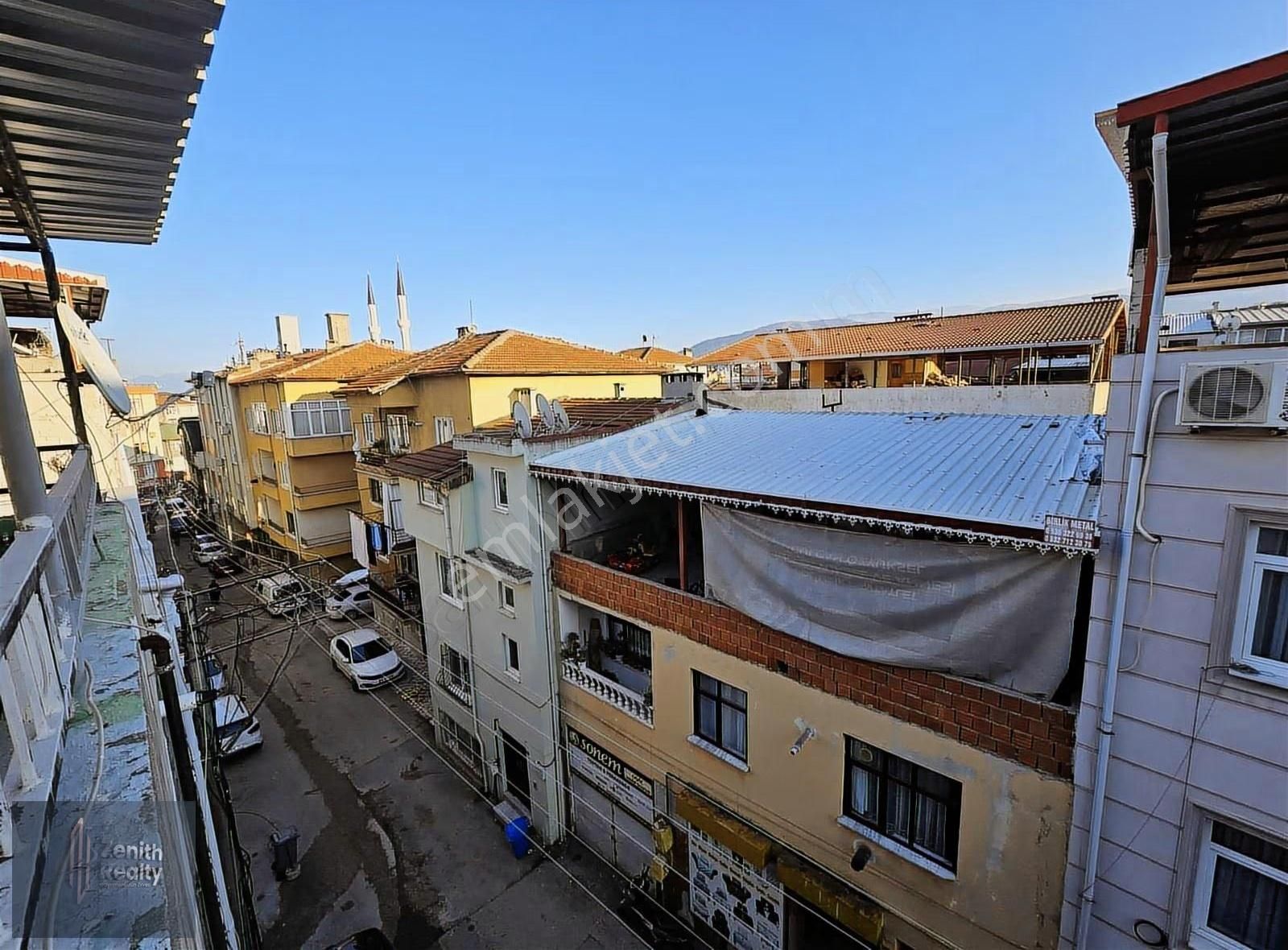 Beşevler Merkezinde 2+1 Çatı Katı Eşyalı Kiralik Daire - Görsel 3