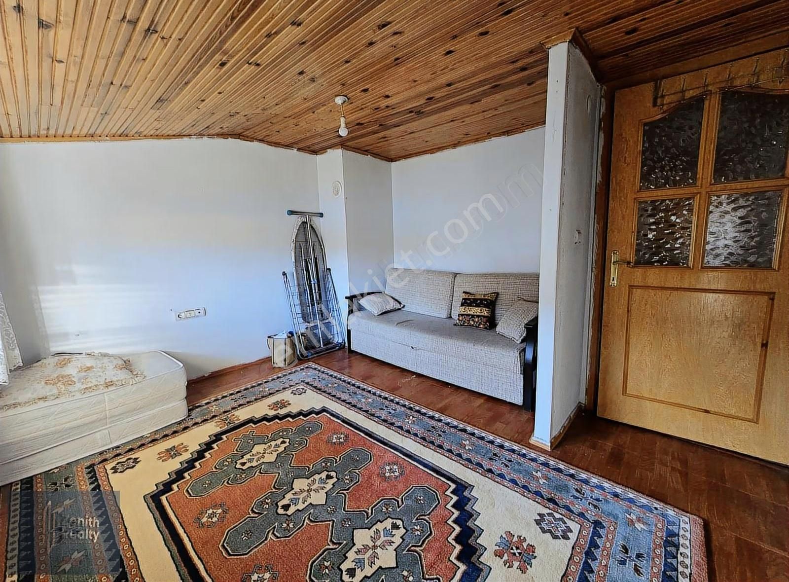 Beşevler Merkezinde 2+1 Çatı Katı Eşyalı Kiralik Daire - Görsel 19