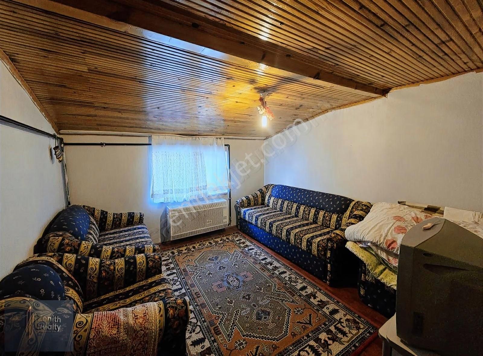Beşevler Merkezinde 2+1 Çatı Katı Eşyalı Kiralik Daire - Görsel 12