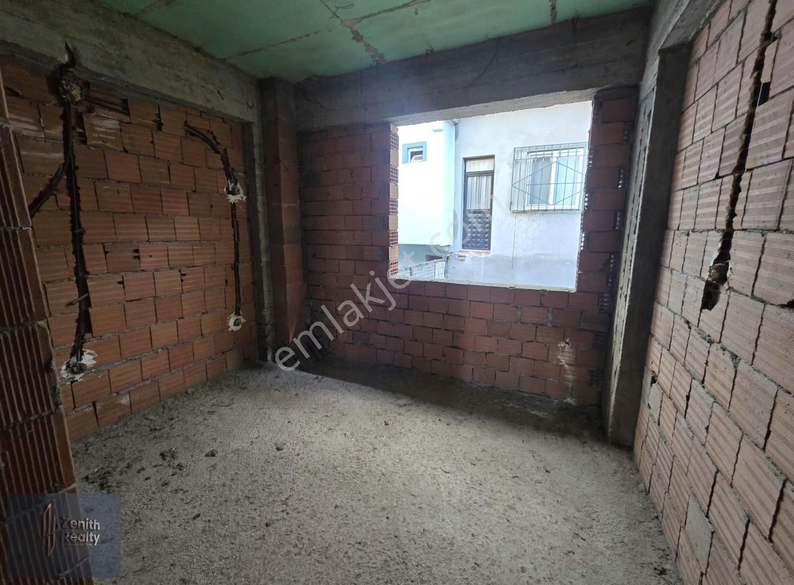 Üçevler Mahallesinde 2 Katlı Müstakil Bina - Görsel 14