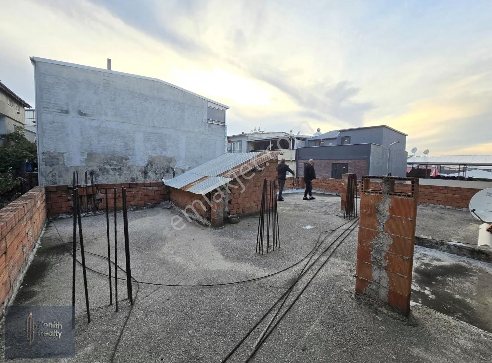 Üçevler Mahallesinde 2 Katlı Müstakil Bina - Görsel 34