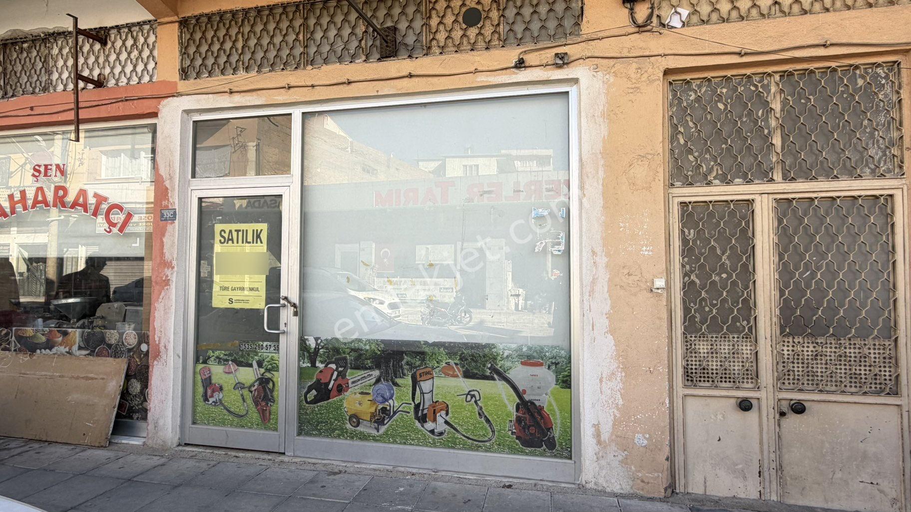Türe Gayrimenkulden Silifke Çarşı Merkezde Satılık Dükkan Cadde Üstünde