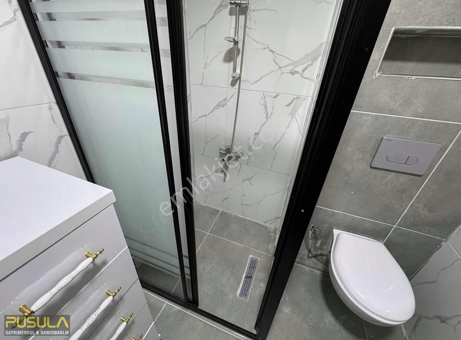 400 Yataklı E.a.h Yürüme Mesafesinde 1+1 Eşyalı Daire - Görsel 13