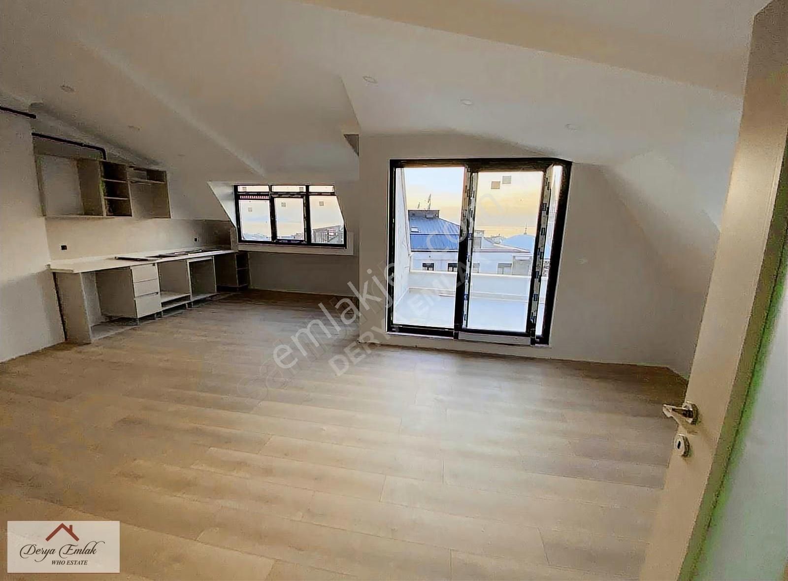 Derya'dan 4+2 Deniz Manzaralı 170m2 Dubleks