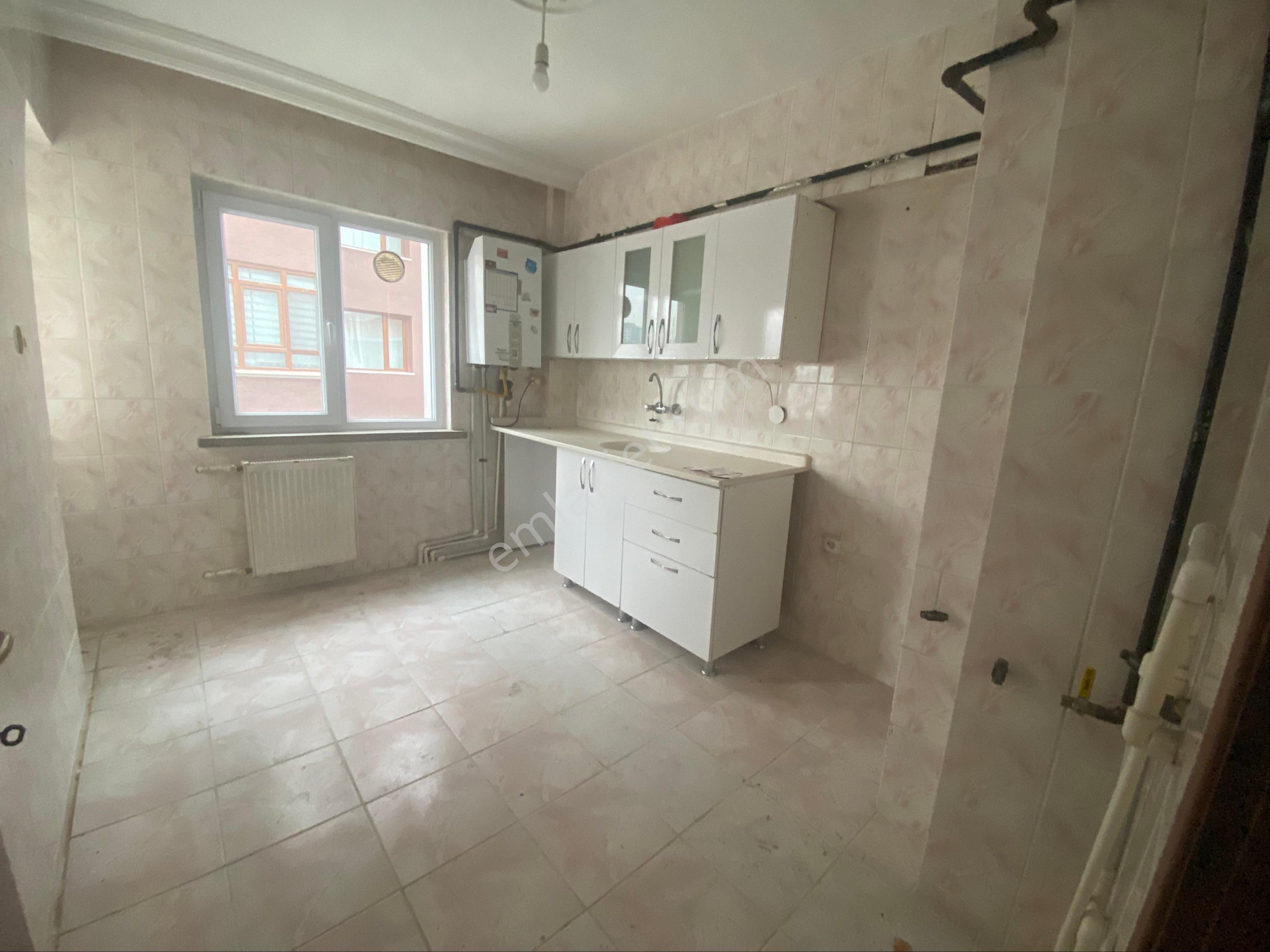 Aktif Emlaktan Pınarbaşı Mah’de Ara Katta 3+1 Satılık Kupon Daire!!!