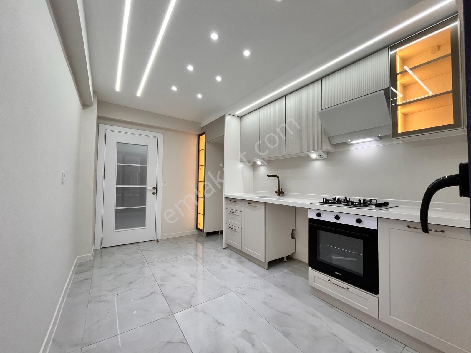 Parstan Sarıkızda Ön Cephe Arakat Modern Tasarım Geniş 3+1 Daire - Görsel 6