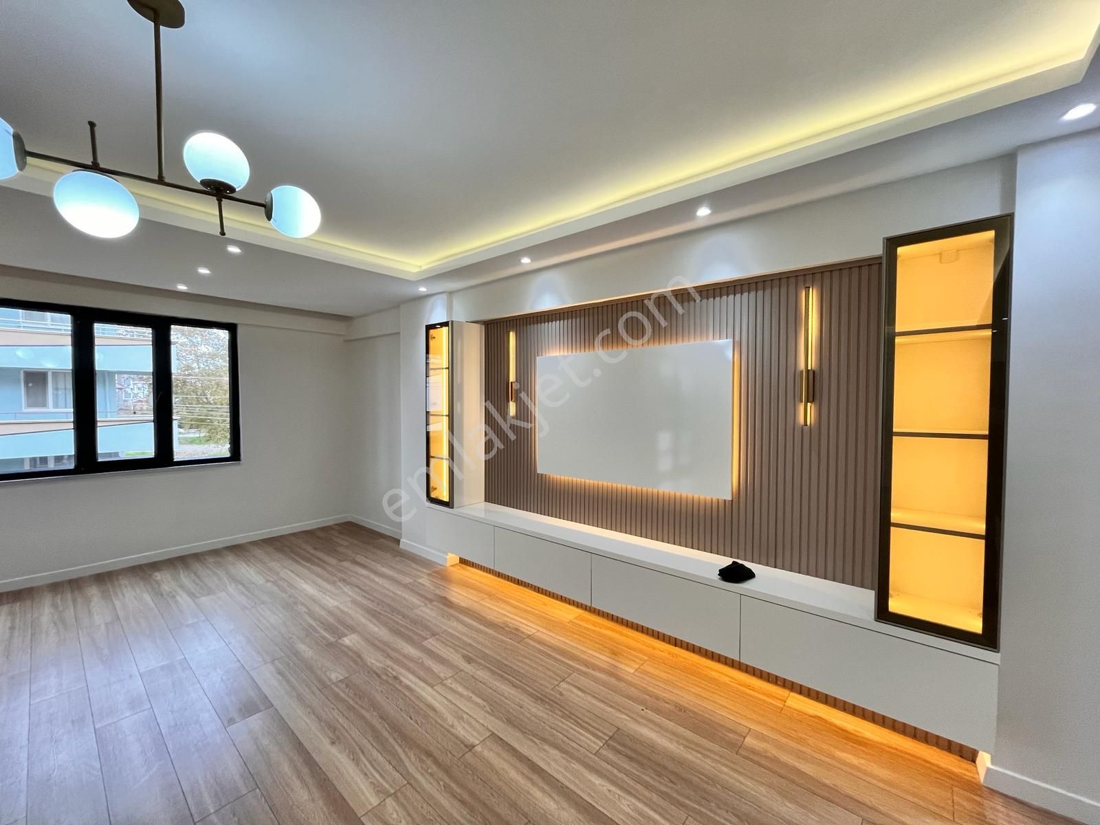 Parstan Sarıkızda Ön Cephe Arakat Modern Tasarım Geniş 3+1 Daire - Görsel 14