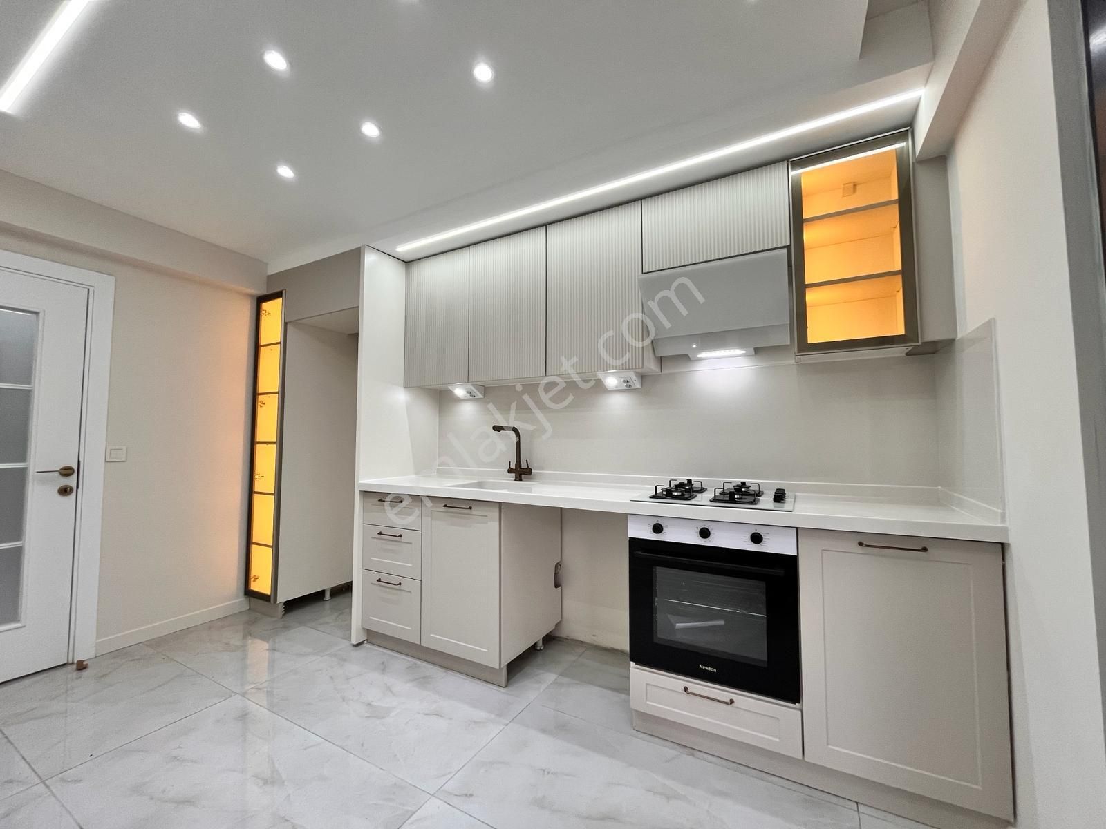 Parstan Sarıkızda Ön Cephe Arakat Modern Tasarım Geniş 3+1 Daire - Görsel 10