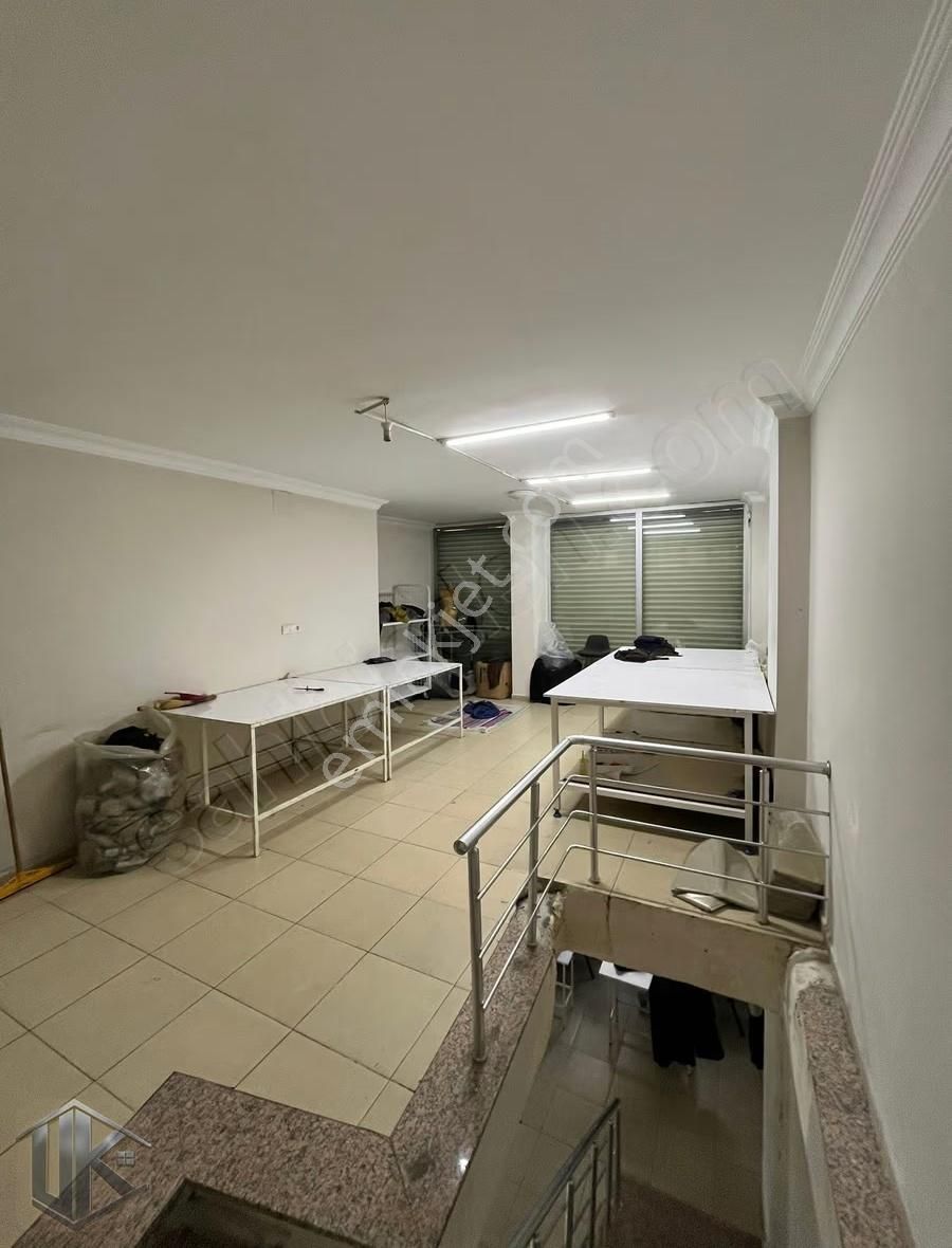 Uğur Gayrimenkul'den Gazi Mahallesi'nde Satılık Depolu Dükkan - Görsel 4