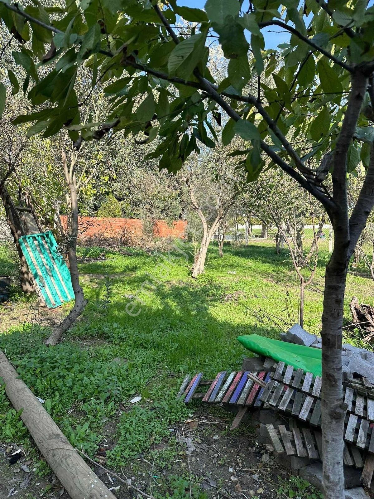 Kuşçularda Merkezi Konumda İçinde Ev Olan Arsa - Görsel 2