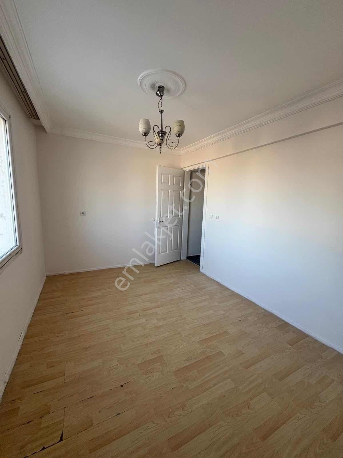 Kuşçularda Ana Cadde Üzeri Kiralık 2+1 - Görsel 21
