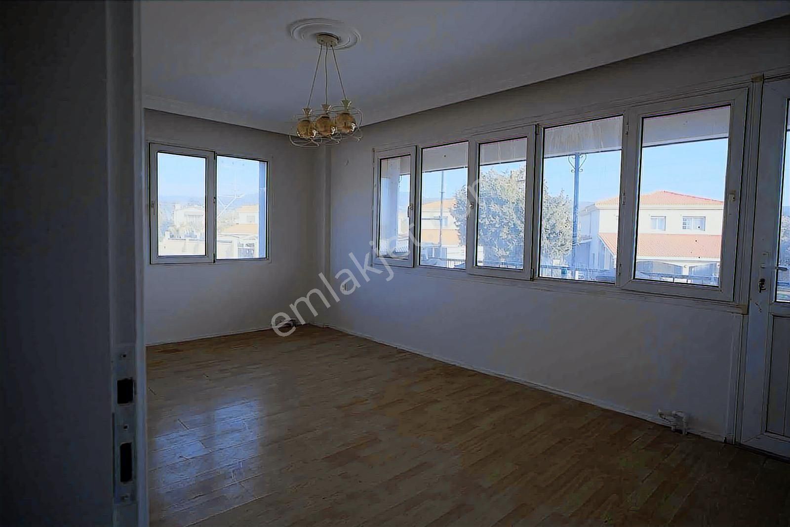 Kuşçularda Ana Cadde Üzeri Kiralık 2+1 - Görsel 18