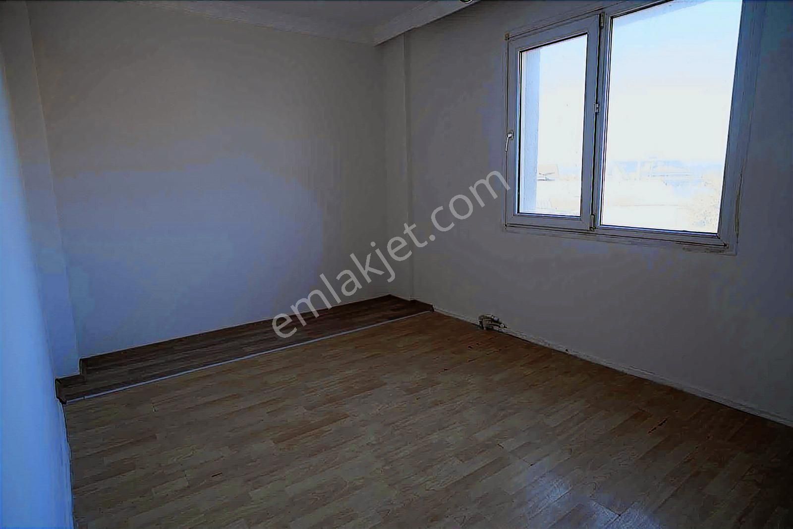 Kuşçularda Ana Cadde Üzeri Kiralık 2+1 - Görsel 24