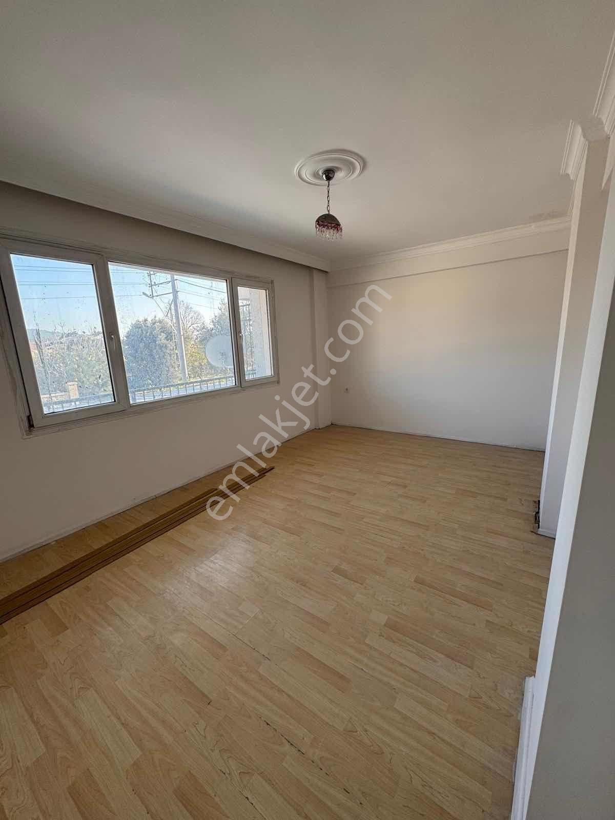 Kuşçularda Ana Cadde Üzeri Kiralık 2+1 - Görsel 27