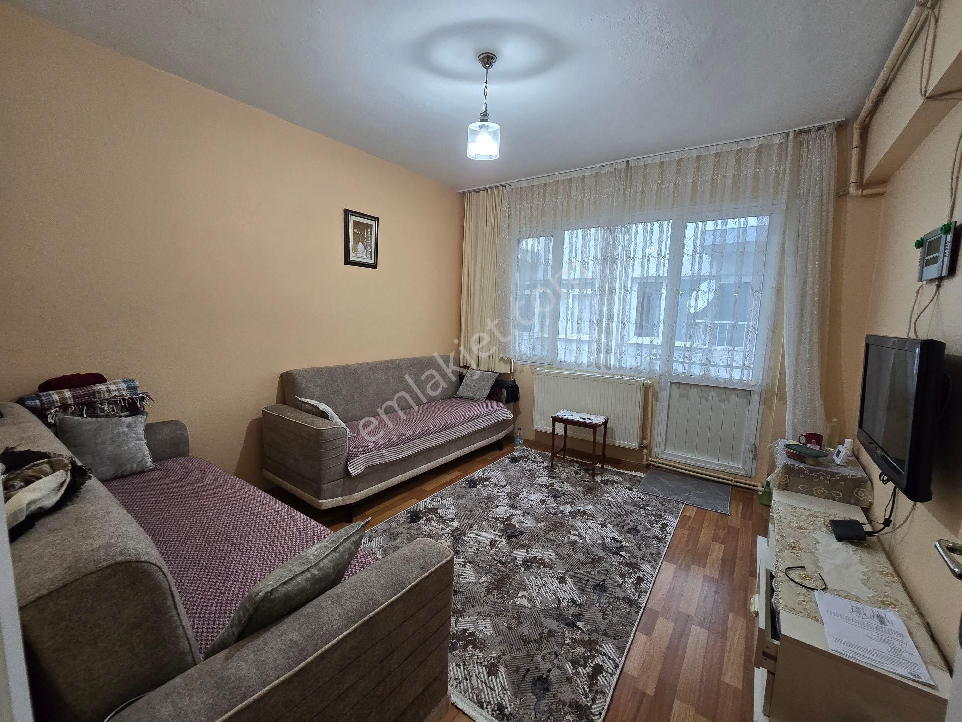 Uçan Emlak- Yeşilyurt Merkez 3+1 140m2 Ara Kat Bakımlı - Görsel 9