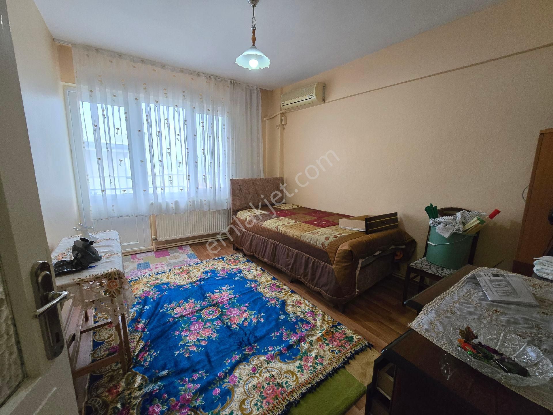 Uçan Emlak- Yeşilyurt Merkez 3+1 140m2 Ara Kat Bakımlı - Görsel 19