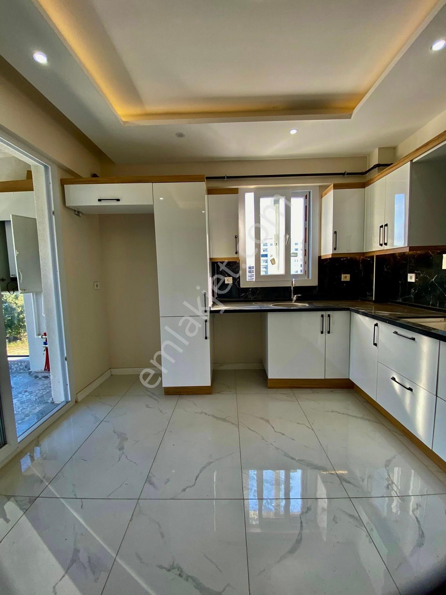 Zaferde Çok Geniş Lüx Tasarıma Sahip Site İçi Sıfır Daire - Görsel 7