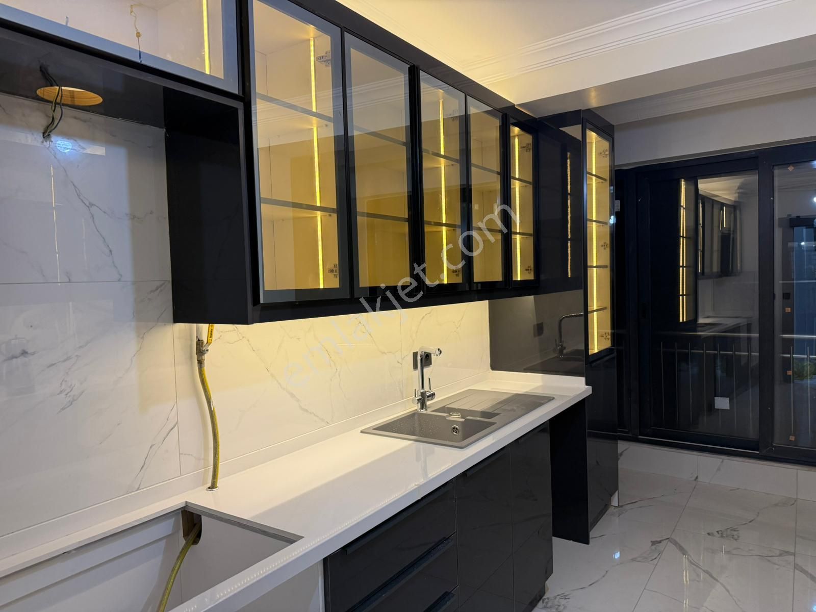 Satılık İzmir Çiğli Yenimahalle’de Çiğli Eğt.araş.hastanesinin Karşısı 2+1 Sıfır Daire - Görsel 7