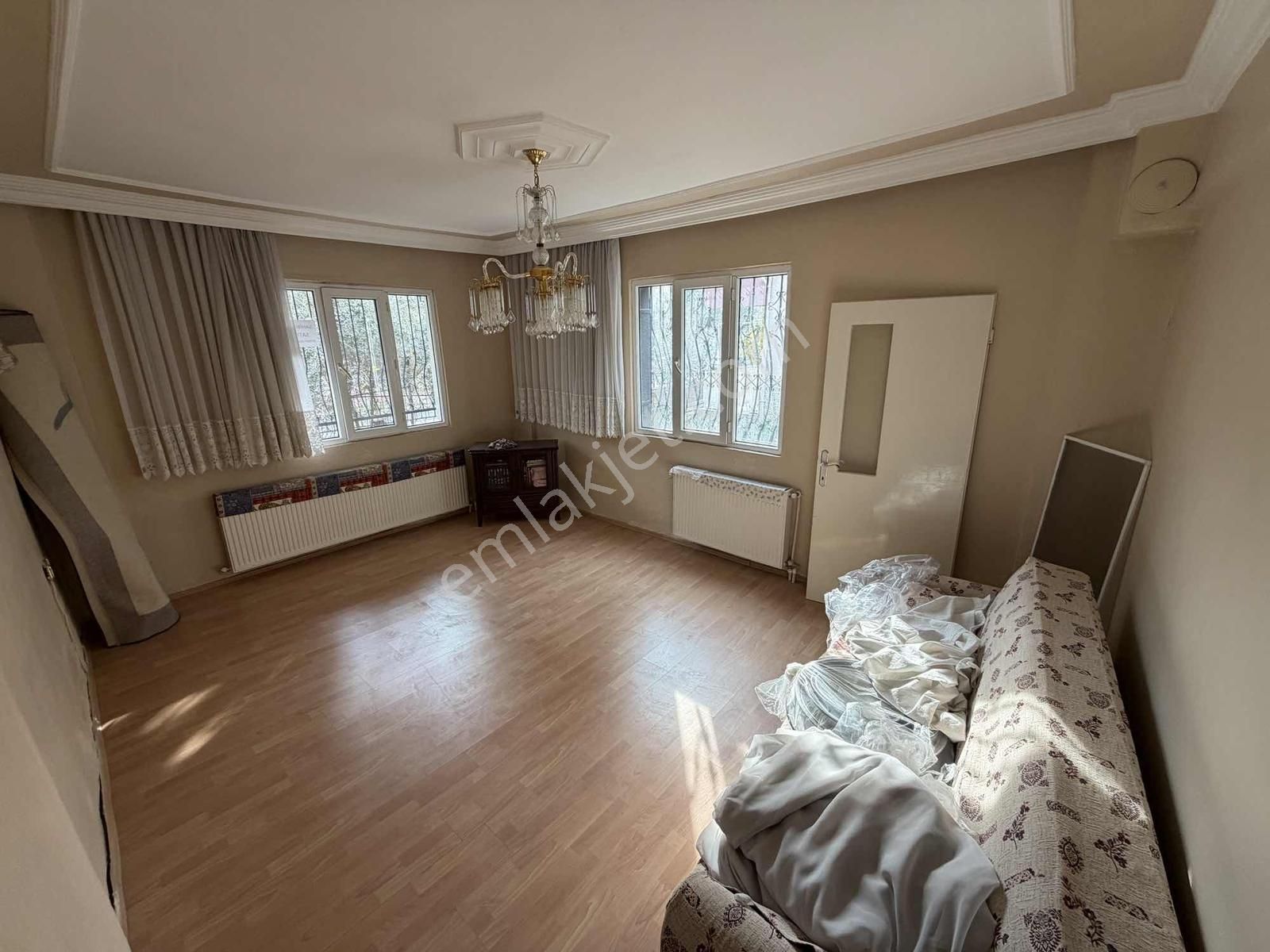 Karakaş'tan Hürriyet 3+1 Zemin Kat