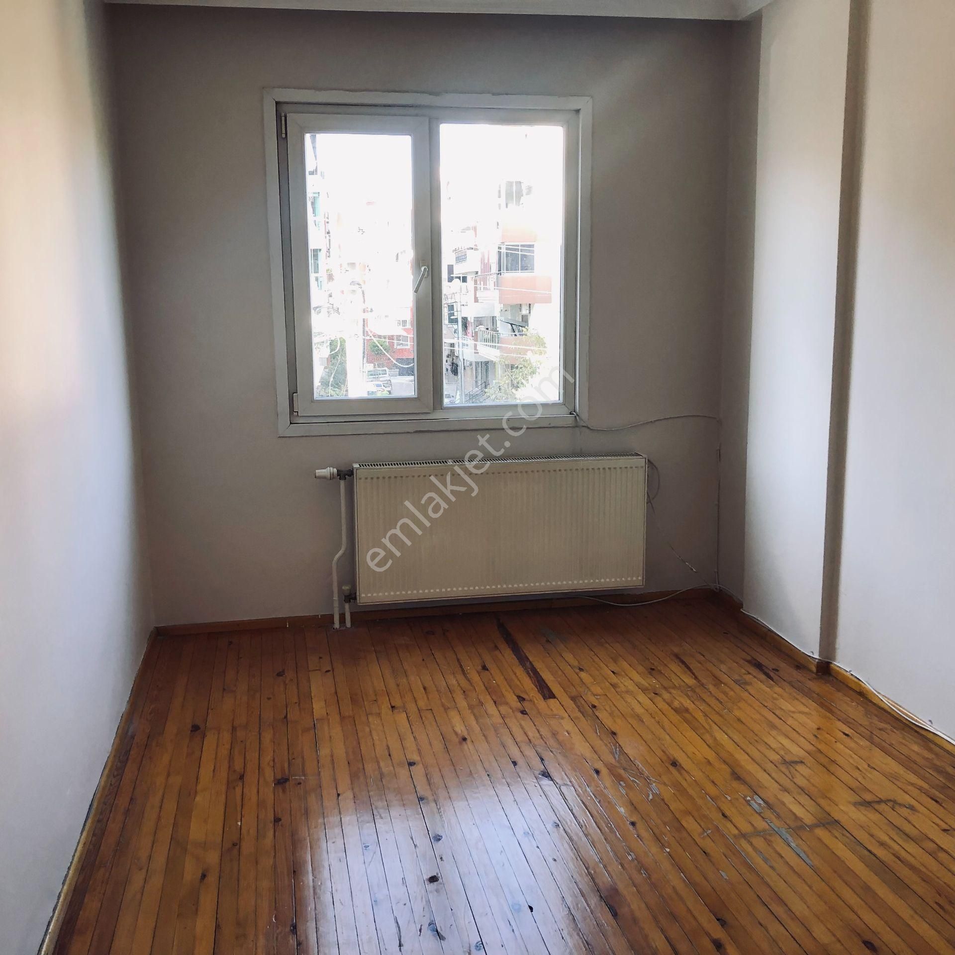 Karşıyaka Yalı Mahallesinde Kiralık 3+1 Lüx Köşe Ara Kat Daire - Görsel 17
