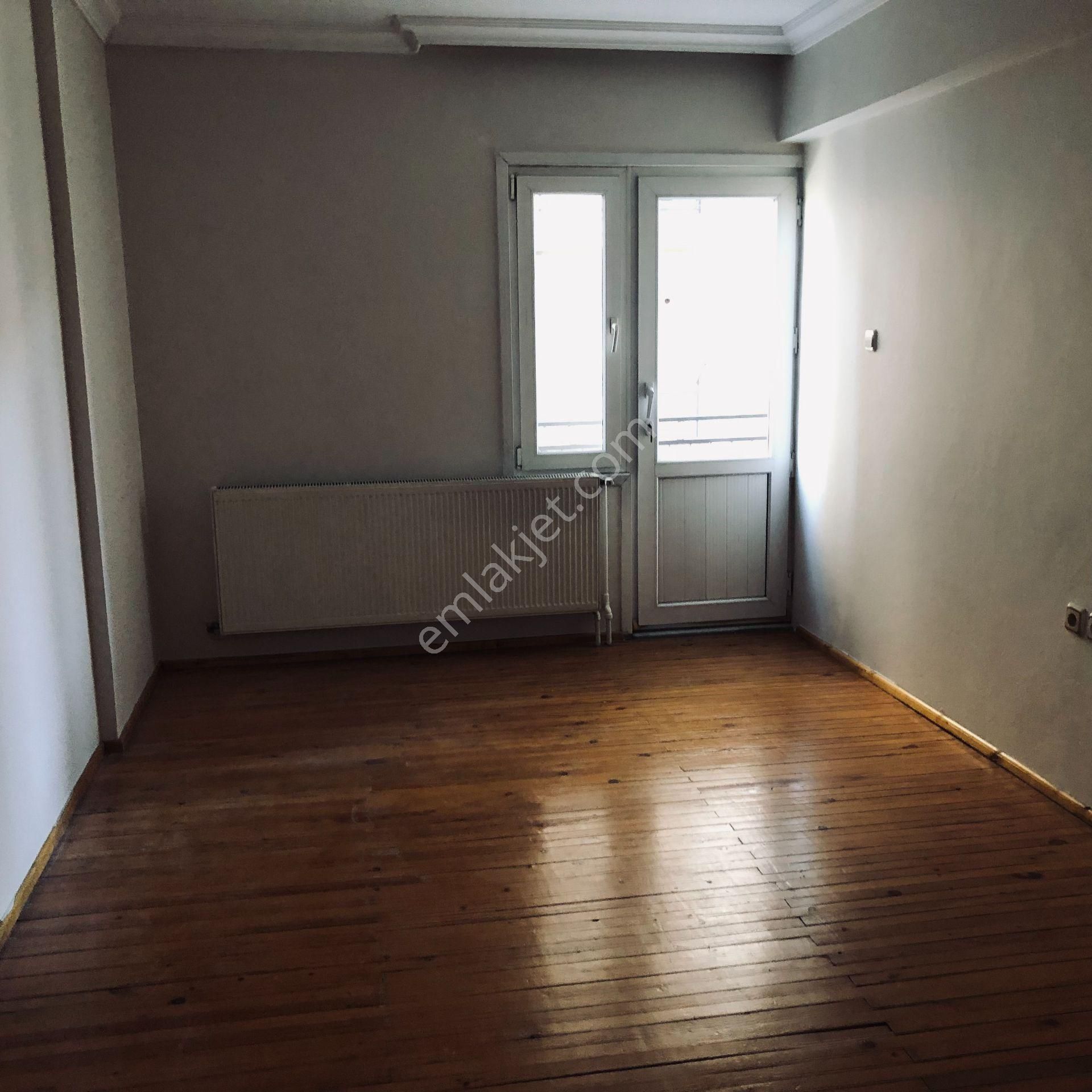 Karşıyaka Yalı Mahallesinde Kiralık 3+1 Lüx Köşe Ara Kat Daire - Görsel 26
