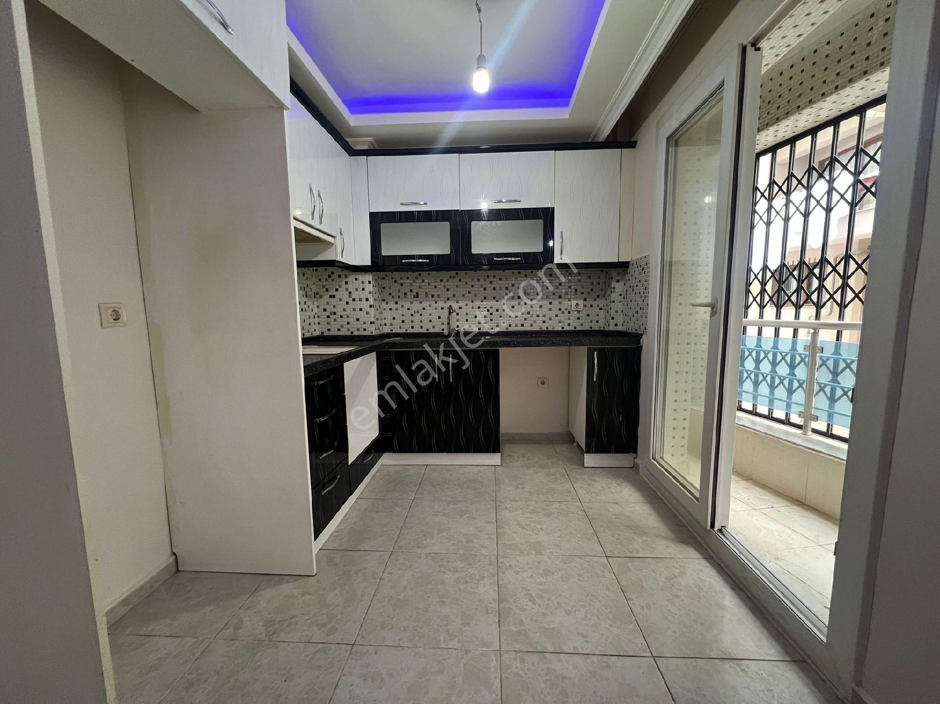 Gülyaka Osman Kibar Yakını 2+1 Arakat Çift Cephe - Görsel 31