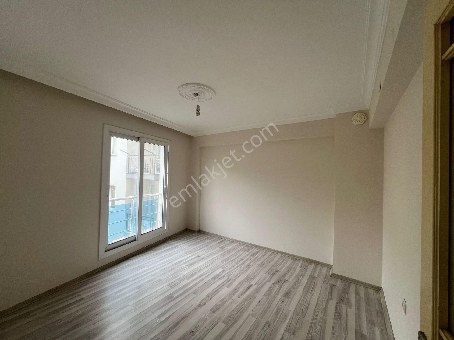 Gülyaka Osman Kibar Yakını 2+1 Arakat Çift Cephe - Görsel 3