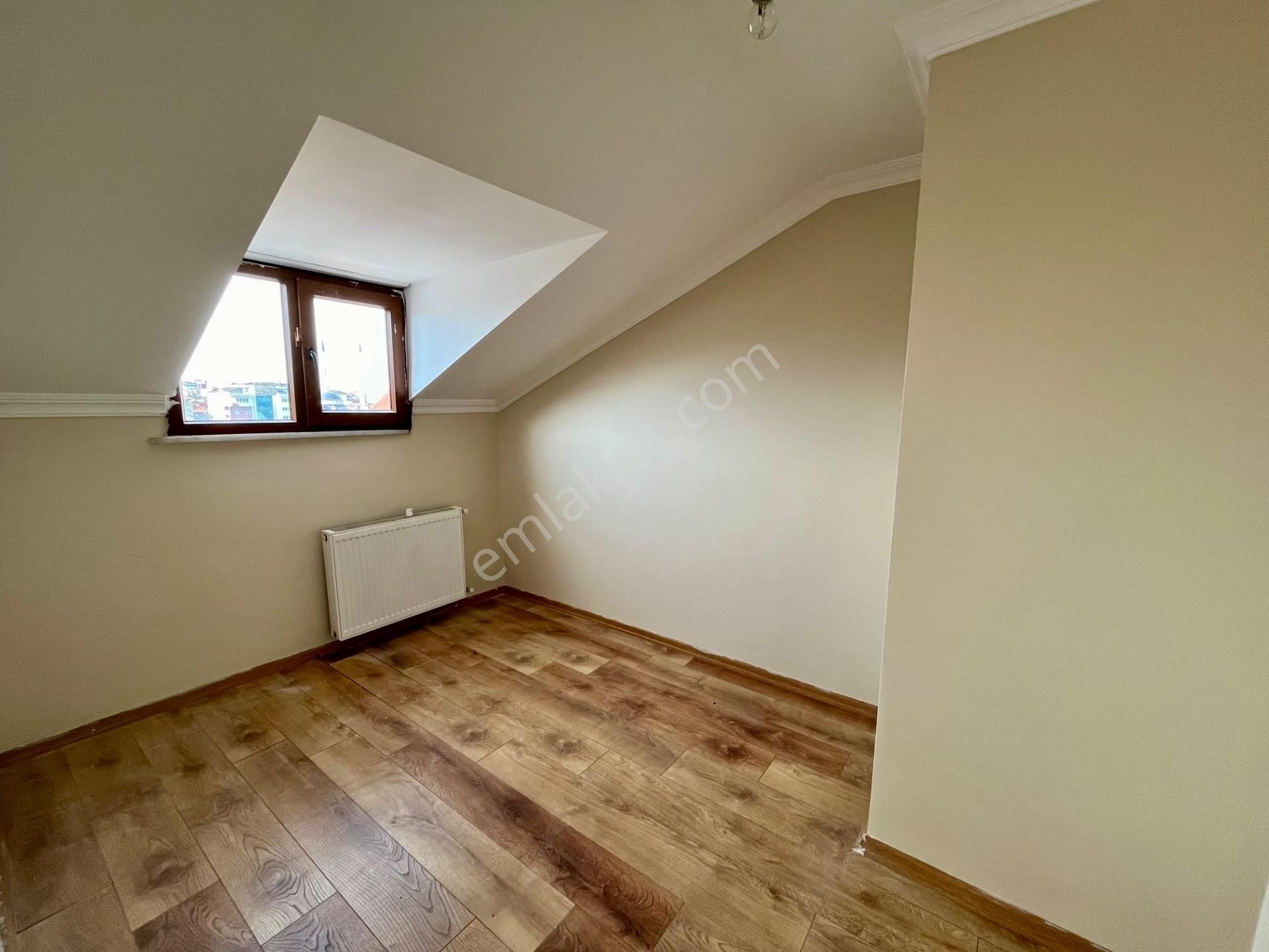 Adil Mahallesi Satılık 4+1 Üst Dubleks Boş - Görsel 22