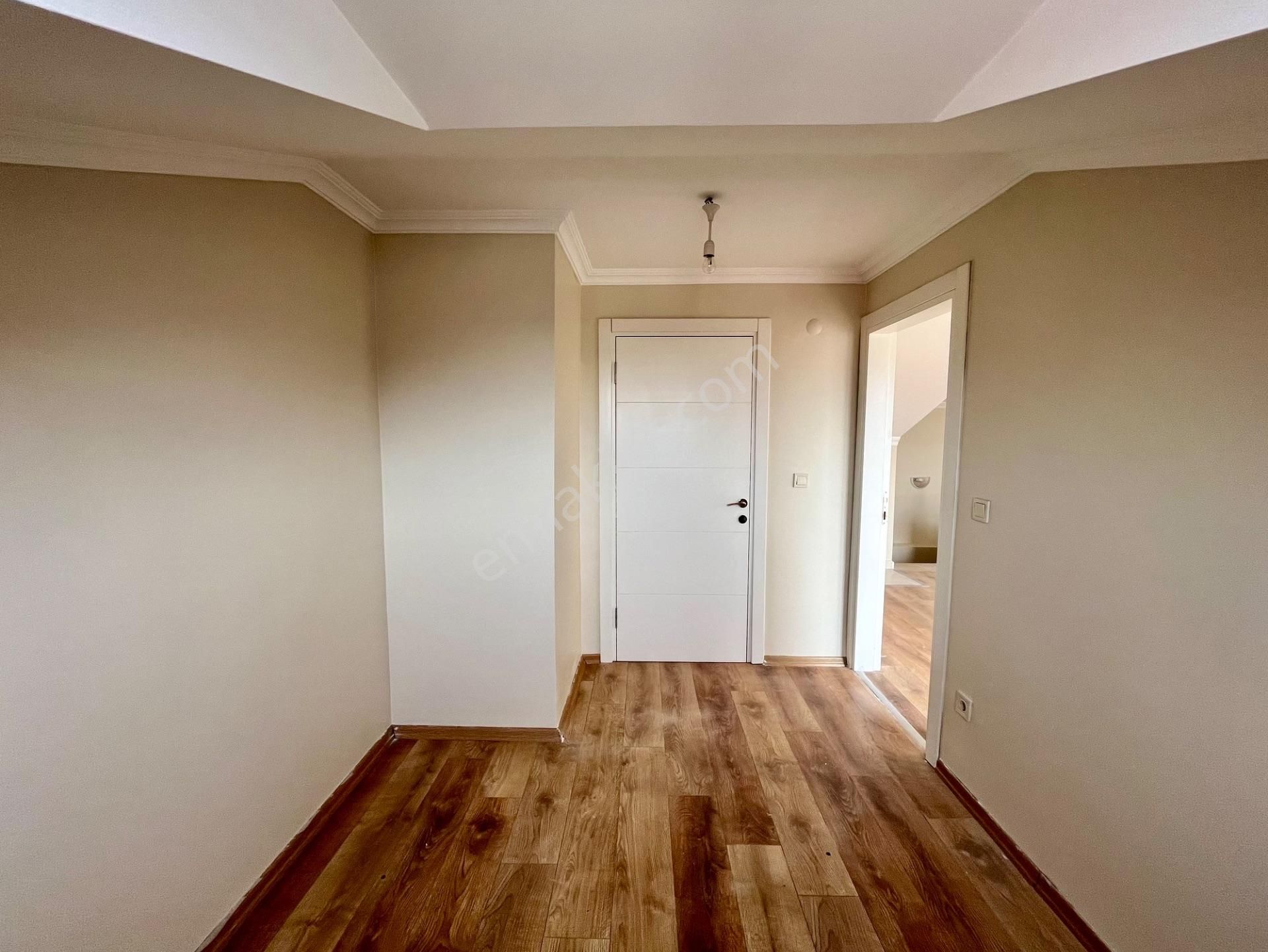 Adil Mahallesi Satılık 4+1 Üst Dubleks Boş - Görsel 24