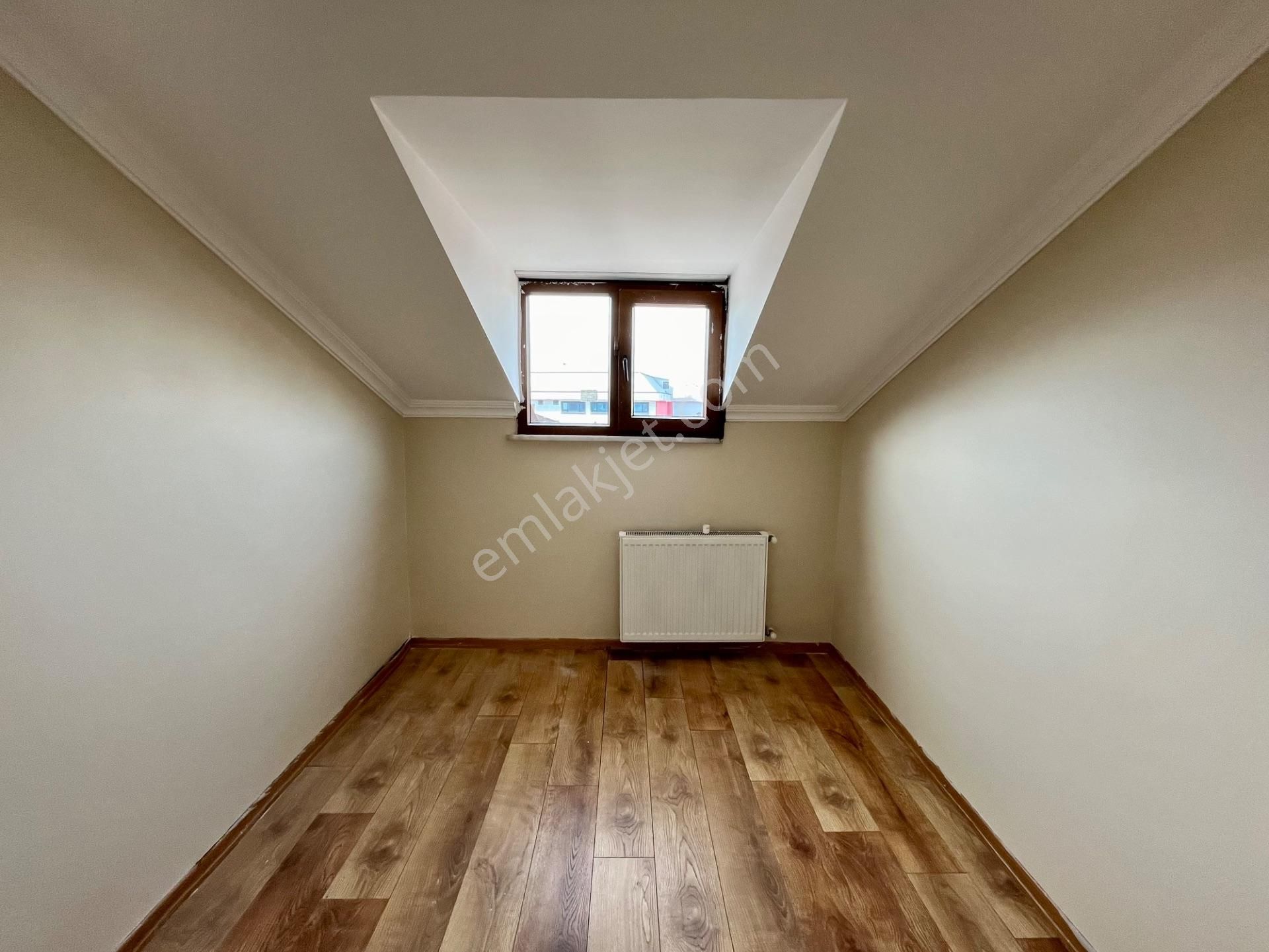 Adil Mahallesi Satılık 4+1 Üst Dubleks Boş - Görsel 23