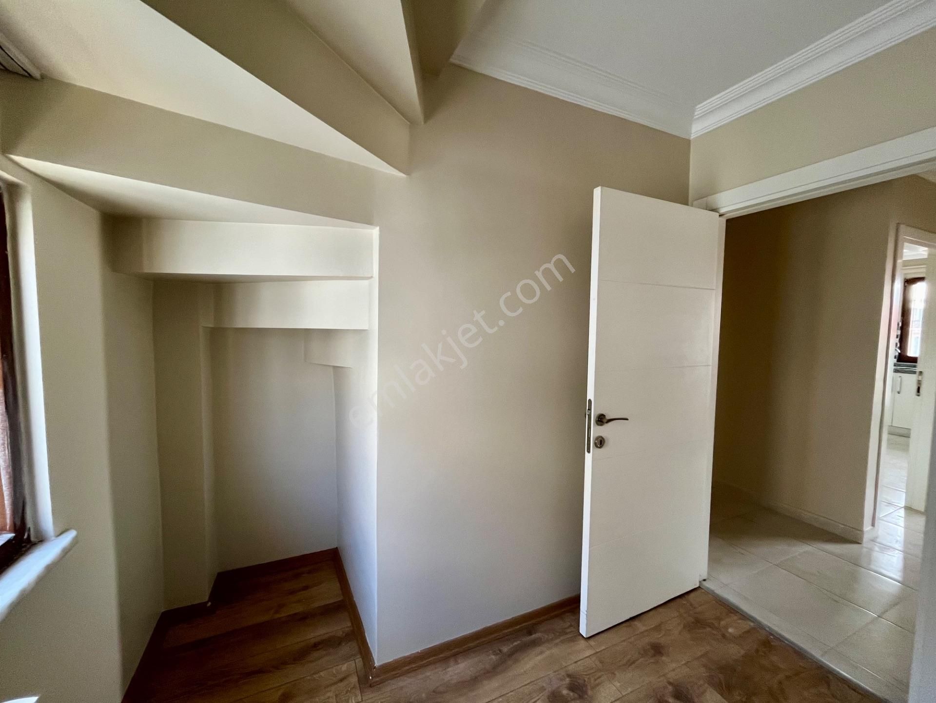 Adil Mahallesi Satılık 4+1 Üst Dubleks Boş - Görsel 13