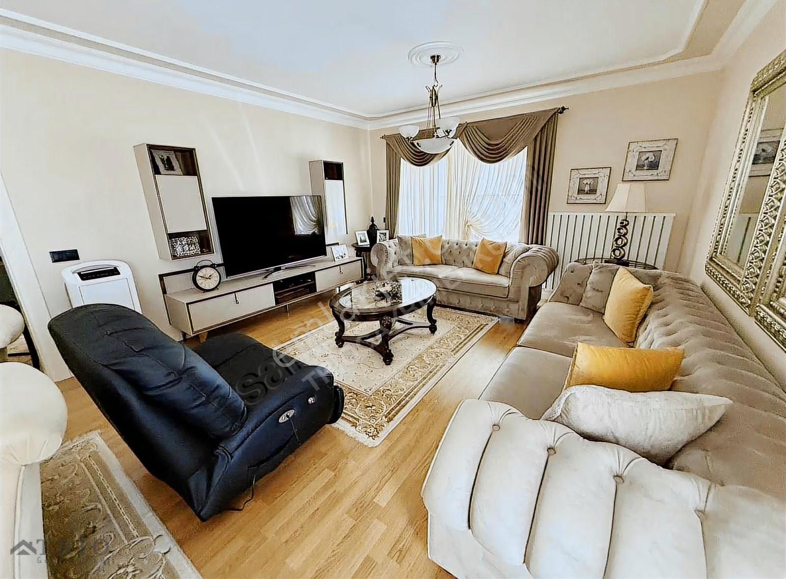 Bahçeşehir Eston 3.mahalle Kısa Kat Satılık Tadilatlı 3+1 Daire - Görsel 14