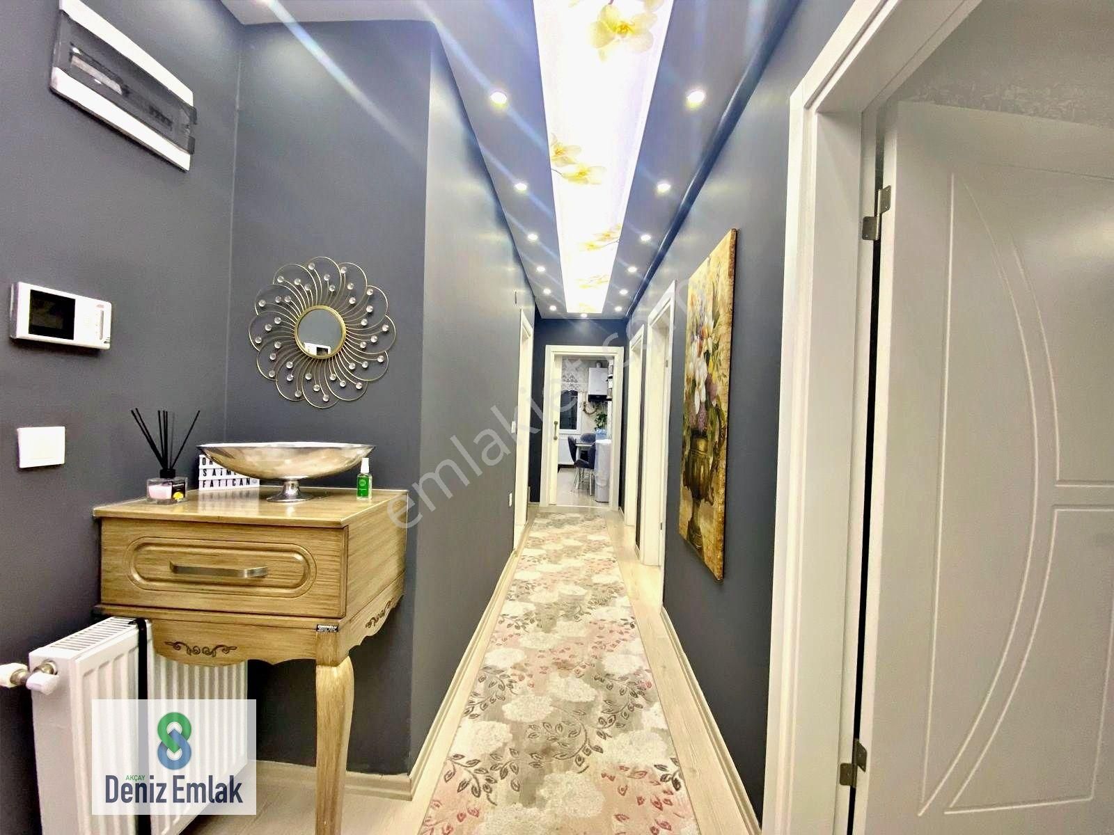 Denizden Akçayda Öncephe Geniş Çift Kapalı Teraslı Satılık 4+1 Dubleks Daire. - Görsel 33
