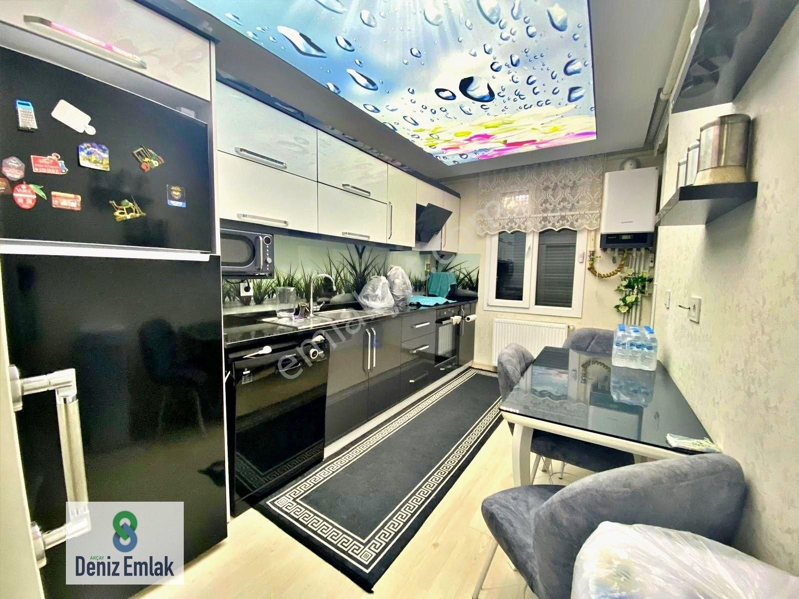Denizden Akçayda Öncephe Geniş Çift Kapalı Teraslı Satılık 4+1 Dubleks Daire. - Görsel 3