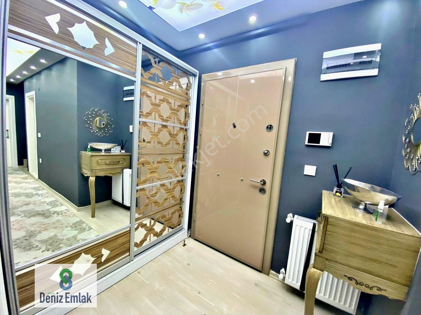 Denizden Akçayda Öncephe Geniş Çift Kapalı Teraslı Satılık 4+1 Dubleks Daire. - Görsel 17