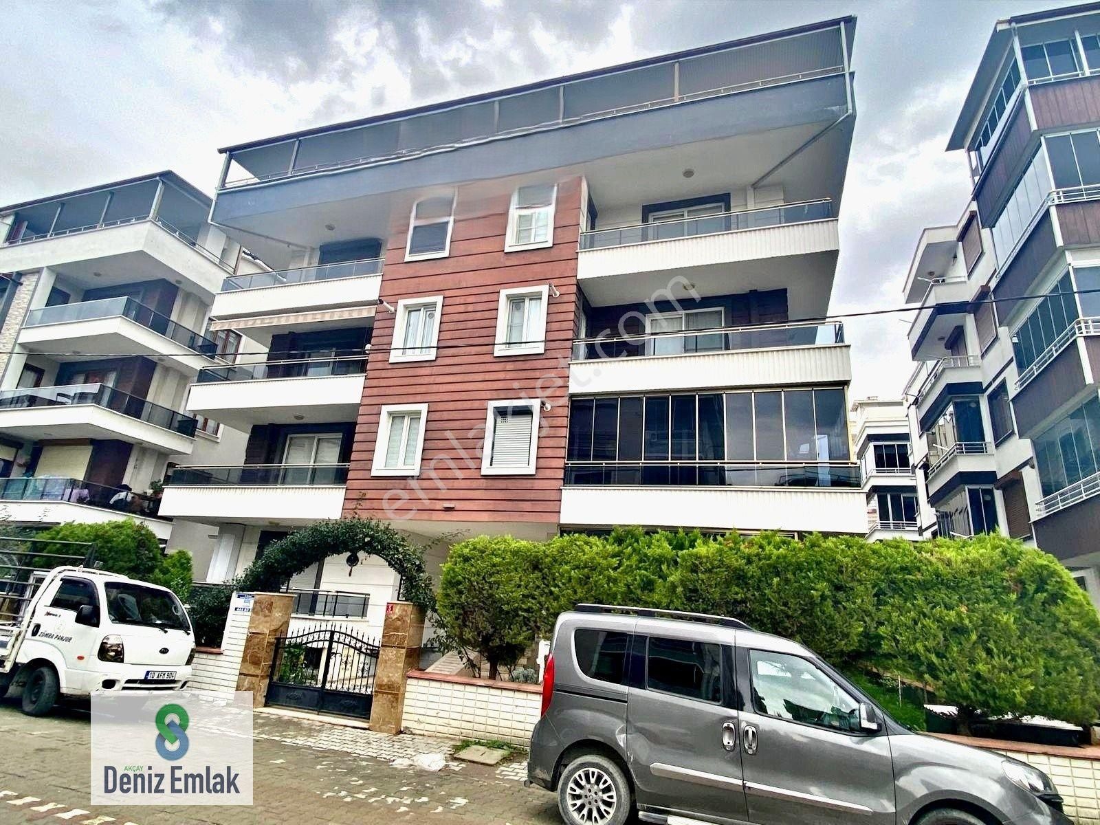 Denizden Akçayda Öncephe Geniş Çift Kapalı Teraslı Satılık 4+1 Dubleks Daire. - Görsel 19