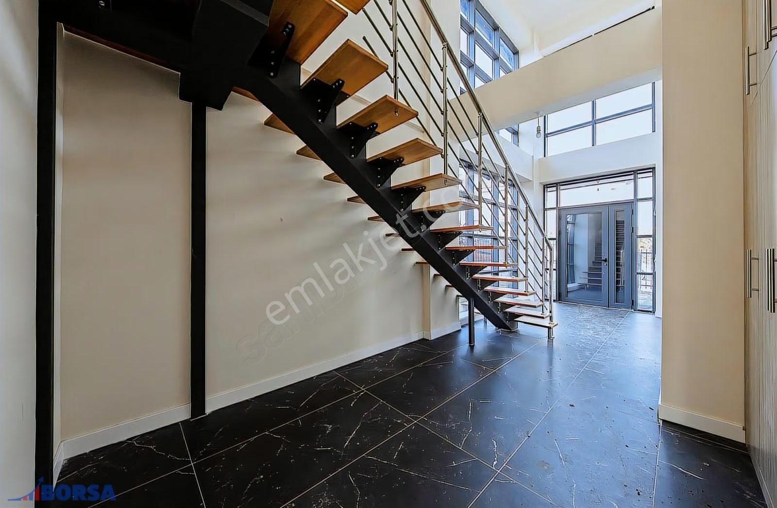 Beytepe Bilkent 3 Sıfır Lüks Tripleks Villa 450 M2 Hemen Taşın - Görsel 2