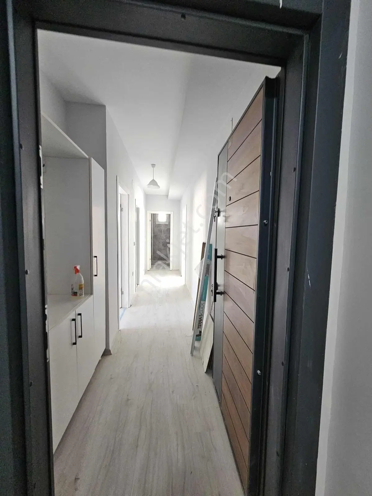 Mersin Erdemli Aşagı Alatada 2+1 Satılık Daire