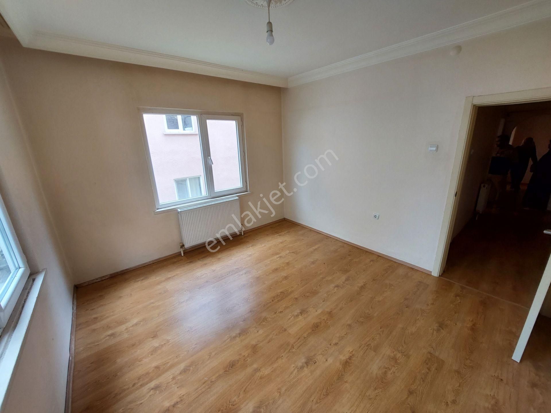 Keçiören Bağlarbaşı Mah Giriş Kat Kiralık 2+1 Daire Metroya Ve Okullara Yakın - Görsel 14