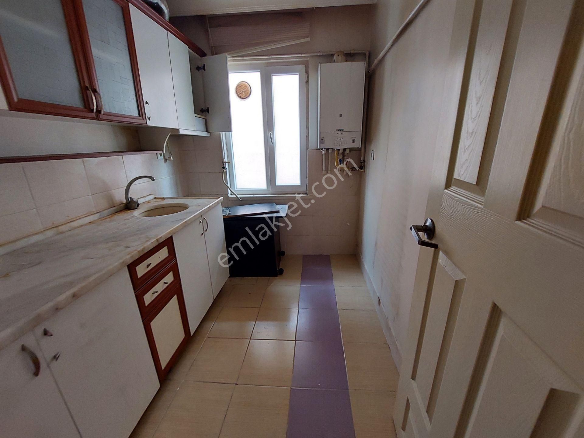 Keçiören Bağlarbaşı Mah Giriş Kat Kiralık 2+1 Daire Metroya Ve Okullara Yakın - Görsel 5