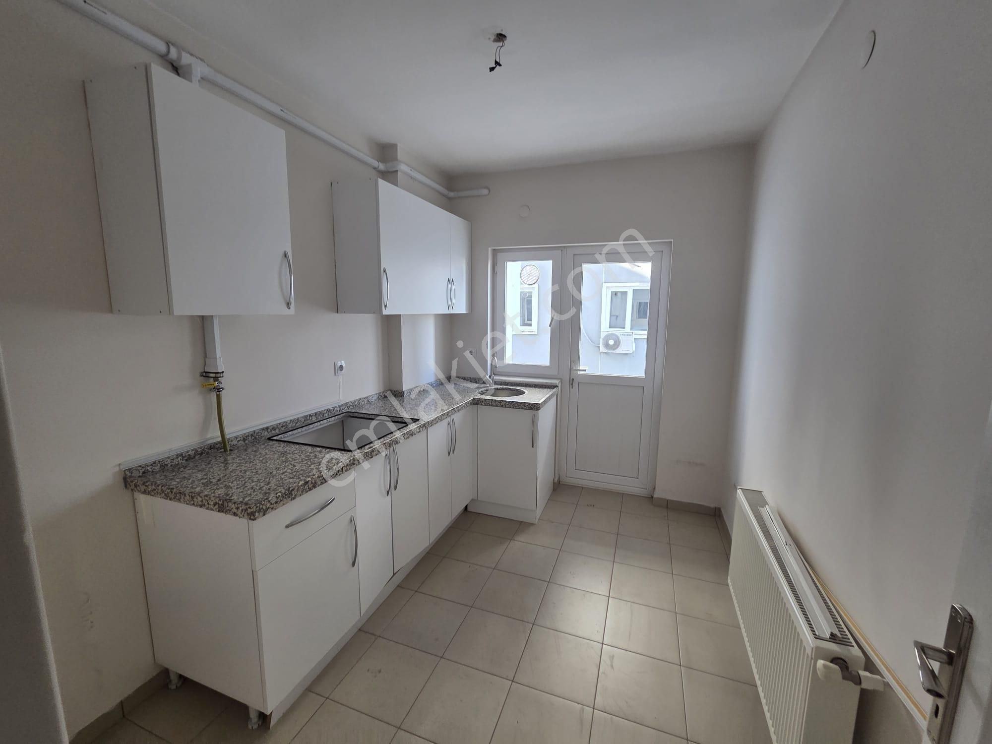 Yomra Kaşüstü Ak Life Hukuk Büroları'nda 2+1 Kiralık Ofis - Görsel 13
