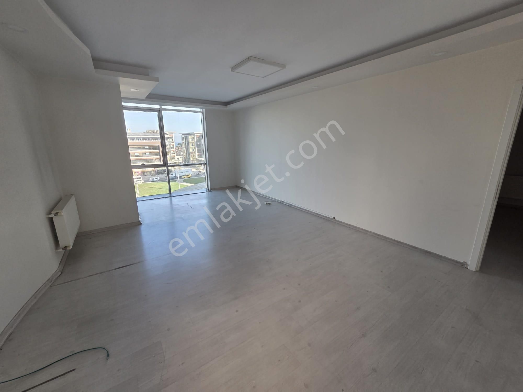 Yomra Kaşüstü Ak Life Hukuk Büroları'nda 2+1 Kiralık Ofis - Görsel 11