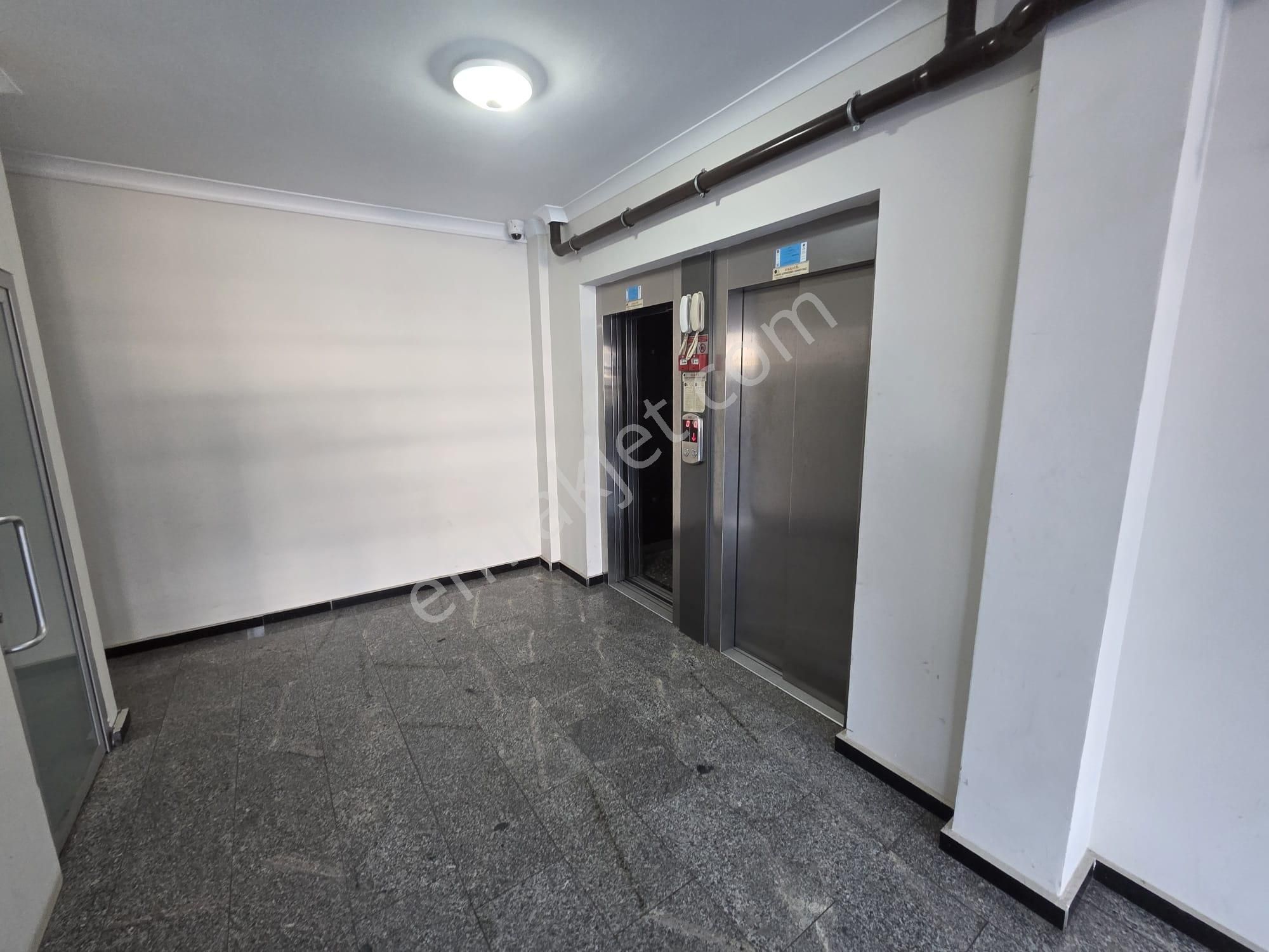 Yomra Kaşüstü Ak Life Hukuk Büroları'nda 2+1 Kiralık Ofis - Görsel 7