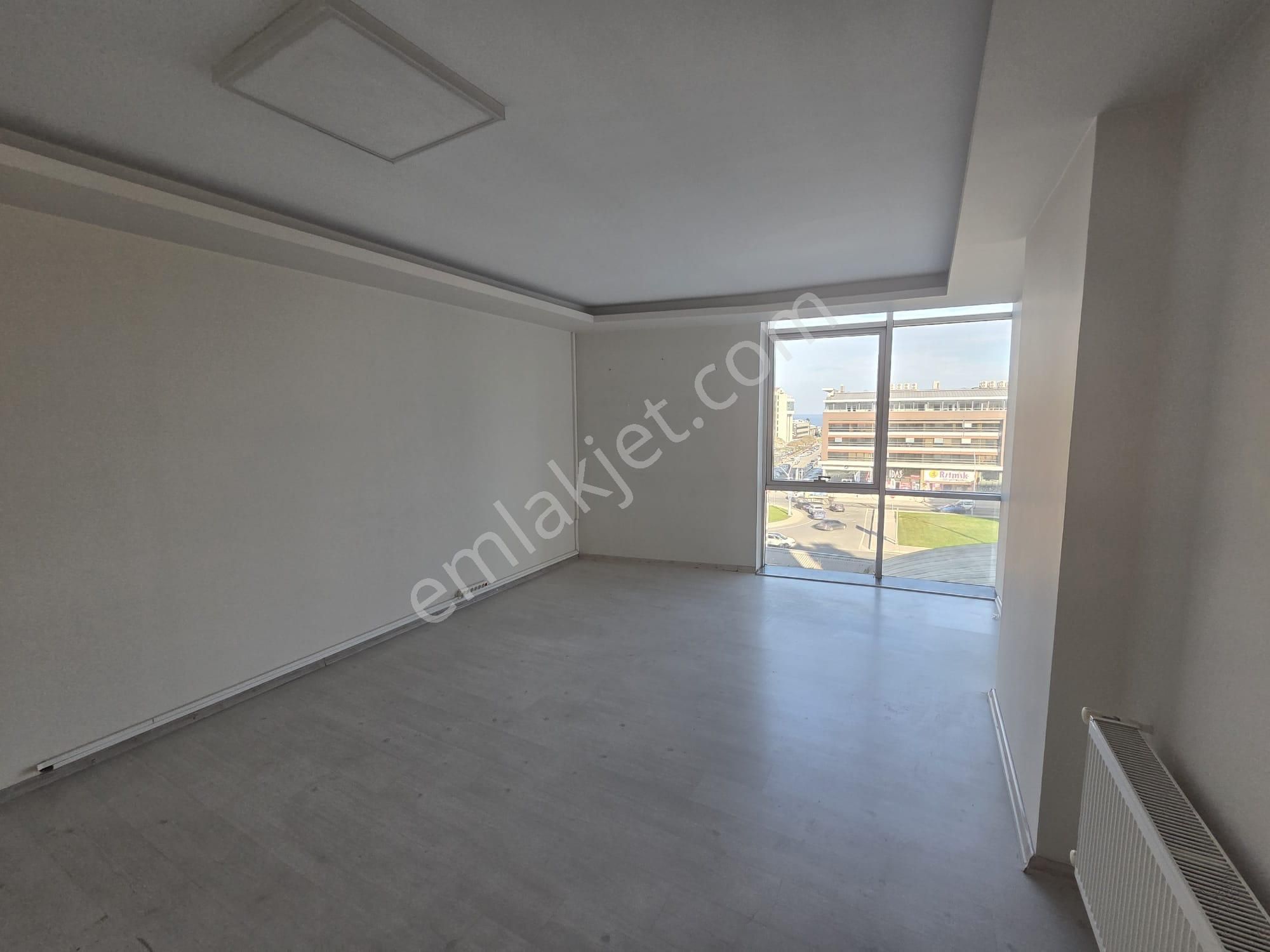 Yomra Kaşüstü Ak Life Hukuk Büroları'nda 2+1 Kiralık Ofis - Görsel 21