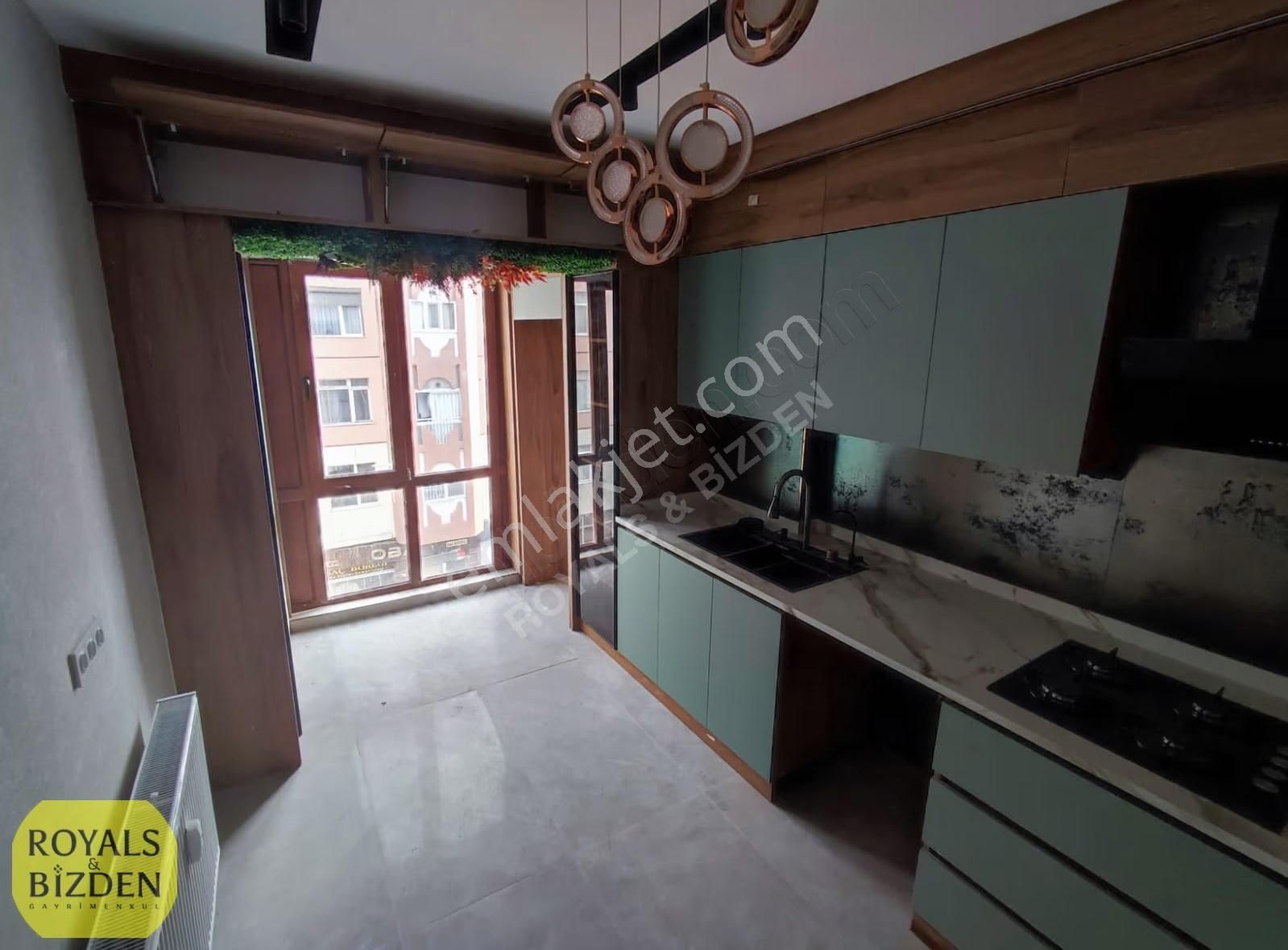 Selçuklu Emniyet Karşısı Full Yenilenmiş 4+1 Satılık Home Ofis,, - Görsel 8