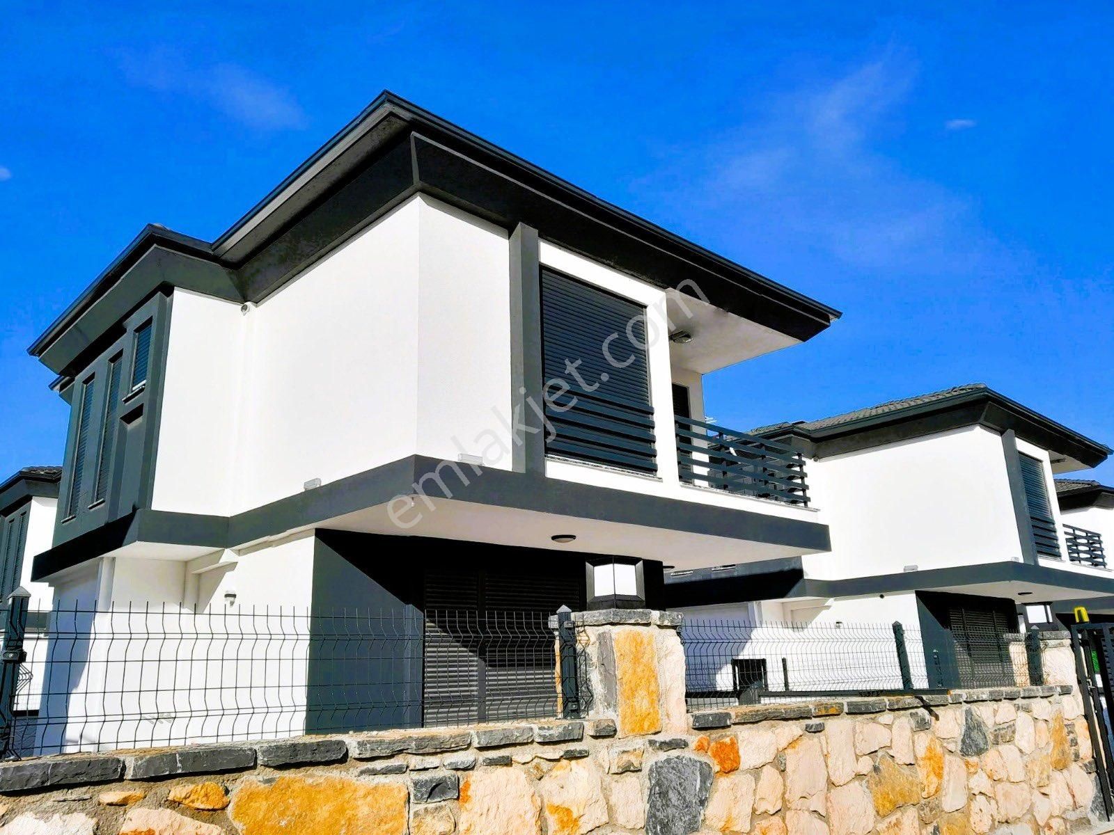 ❗️3+1 Tam Müstakil Villa Havuzlu & Otoparklı❗️ - Görsel 2