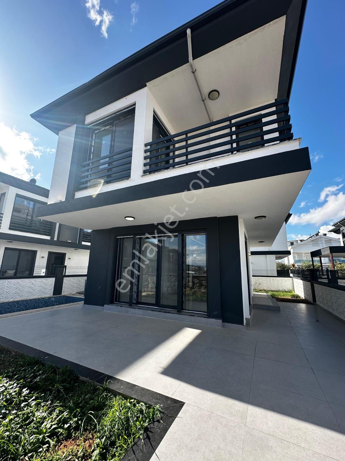 ❗️3+1 Tam Müstakil Villa Havuzlu & Otoparklı❗️ - Görsel 9